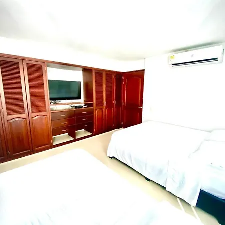 Torres Del Lago Pegasus Group Cartagena Apartment Exterior photo